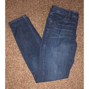 Vera Wang Skinny Jeans